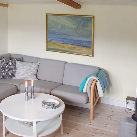 Charming Retreat On Mando - By Traum *